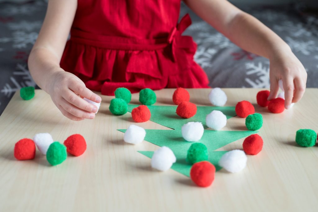 Pompom Painting​ Sydney